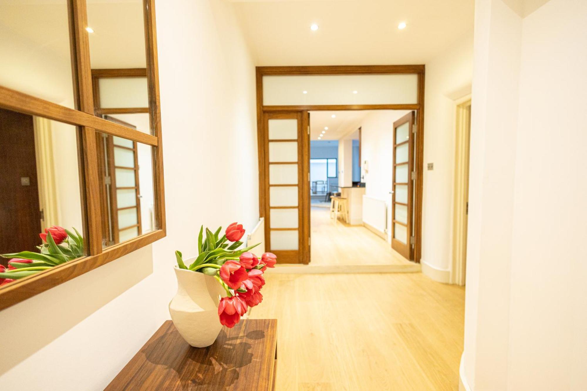 לונדון 2Bedroom Gem In The Heart Of Kensington מראה חיצוני תמונה
