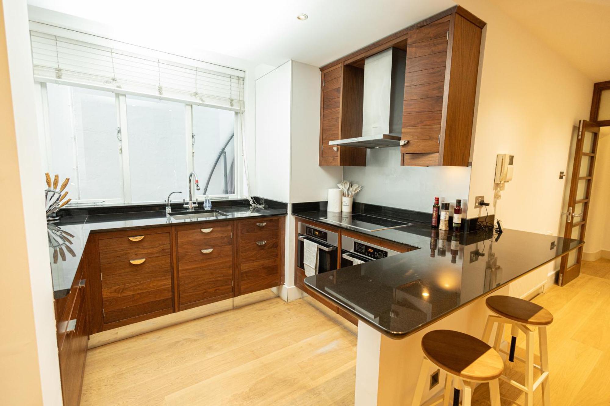 לונדון 2Bedroom Gem In The Heart Of Kensington מראה חיצוני תמונה