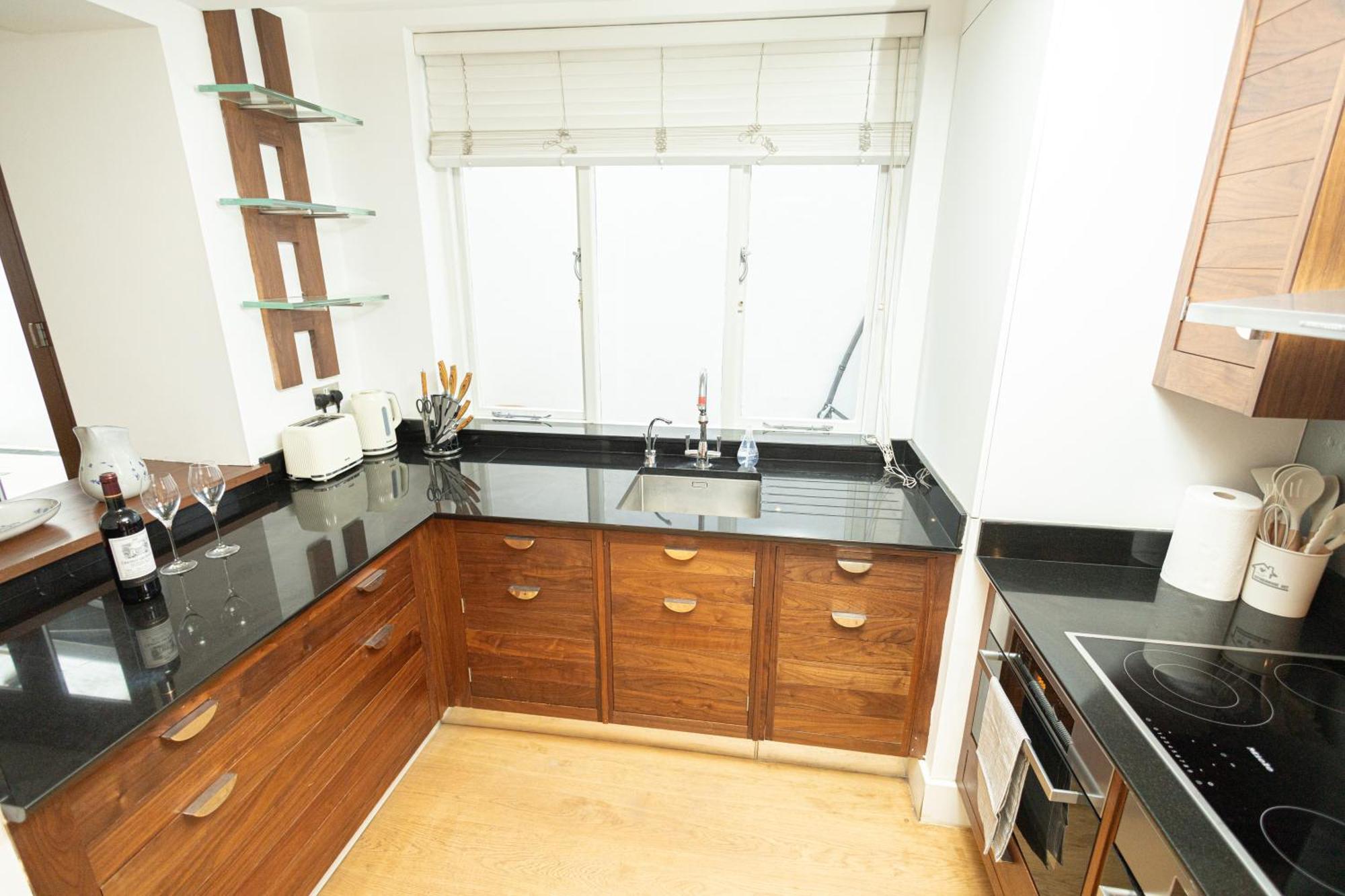 לונדון 2Bedroom Gem In The Heart Of Kensington מראה חיצוני תמונה
